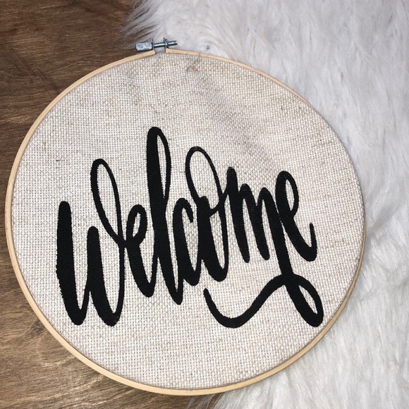 Welcome calligraphy embroidered canvas sign - Picture 2 of 4